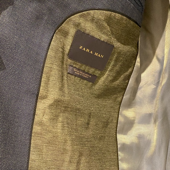 Zara men’s suit - Picture 3 of 5